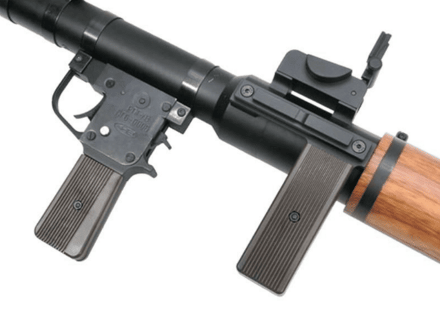 ARROW DYNAMICS RPG-7 ROCKET LAUNCHER (40MM - FAUX WOOD)