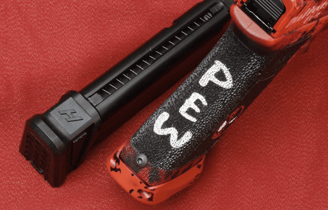Ascend airsoft x we 17 series gbb (with extended flared magazine - dp17) - Two Tone Airsoft Gun - view 9