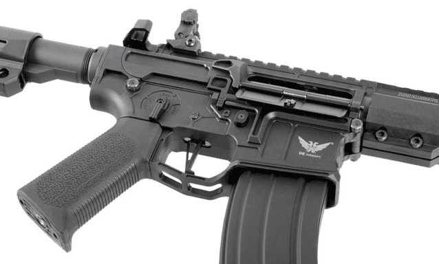 Double eagle x aeroknox m4 13.5" aeg rifle with falcon efcs (black m916b) - New Airsoft Products - view 3
