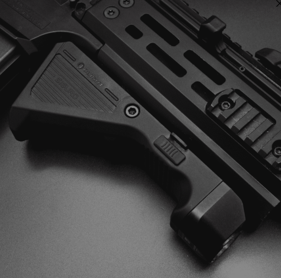Olight Sigurd Angled Grip Light (Black) - Airsoft Brands - view 5