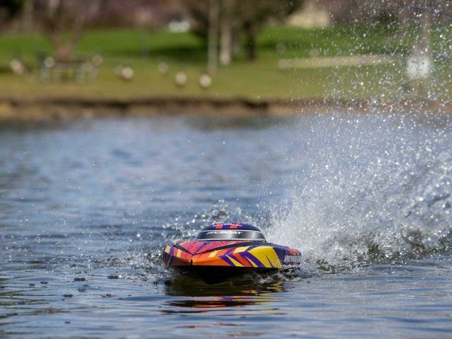 RED Sonicwake 24" Self-Righting Brushless Deep-V RTR - Boats - view 19