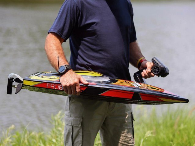 BLACK Sonicwake 36" Self-Righting Brushless Deep-V RTR - Boats - view 14