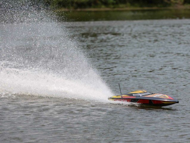 BLACK Sonicwake 36" Self-Righting Brushless Deep-V RTR - Boats - view 15