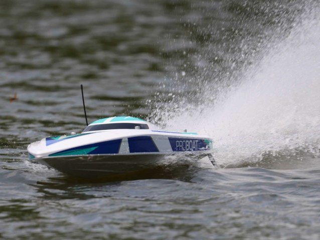 WHITE Sonicwake 36" Self-Righting Brushless Deep-V RTR - Boats - view 2