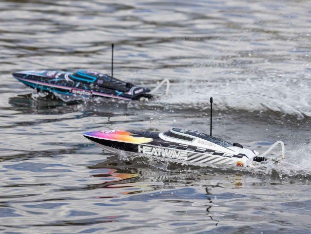 Recoil 2 18" Self-Righting Brushless Deep-V RTR, Heatwave - Boats - view 17