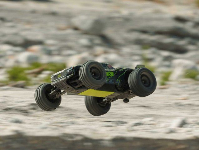 yellow 1/10 VORTEKS 223S DSC 2WD RTR Brushless Stadium Truck - Cars - view 21