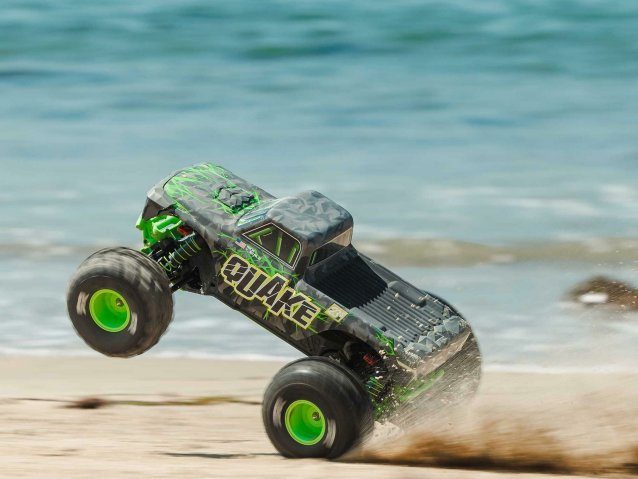 black and green 1/10 QUAKE 223S DSC 2WD RTR Brushless Monster Truck - Cars - view 17