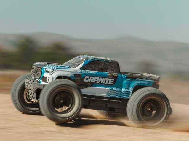 blue 1/10 GRANITE 223S DSC 4X4 RTR Monster Truck - Cars - view 13