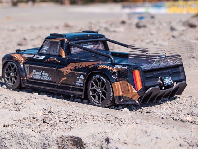 black and gold 1/8 INFRACTION 3S 4X4 BLX Resto-Mod Truck RTR - Cars - view 12