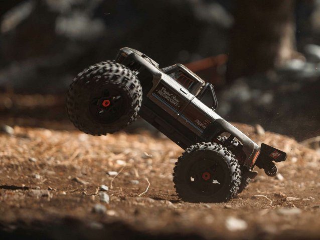 gun metal 1/10 OUTCAST 4S 4X4 BLX Stunt MT (with Centre Diff) - Cars - view 23