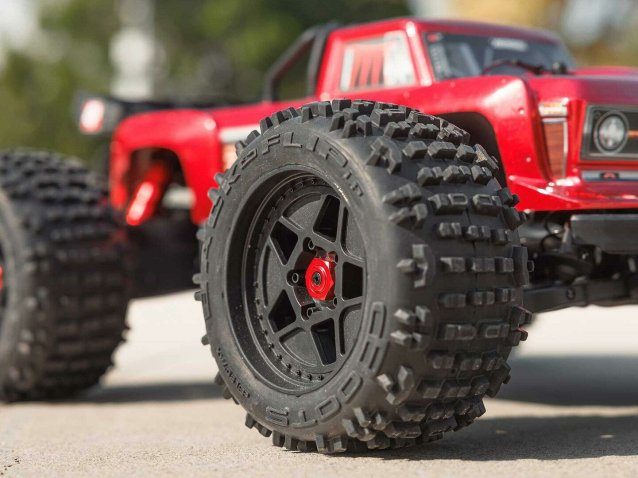 red 1/10 OUTCAST 4S 4X4 BLX Stunt MT (with Centre Diff) - Cars - view 13
