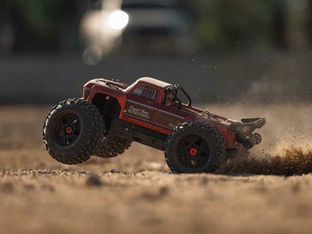 red 1/10 OUTCAST 4S 4X4 BLX Stunt MT (with Centre Diff) - Cars - view 22
