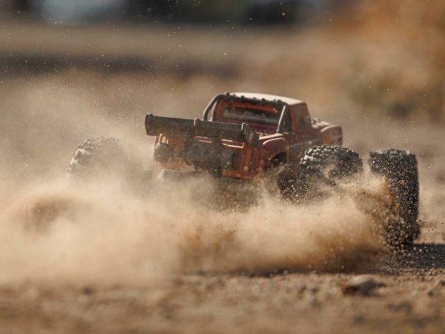 red 1/10 OUTCAST 4S 4X4 BLX Stunt MT (with Centre Diff) - Cars - view 24