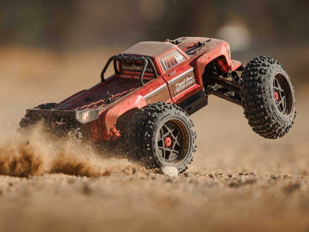red 1/10 OUTCAST 4S 4X4 BLX Stunt MT (with Centre Diff) - Cars - view 26