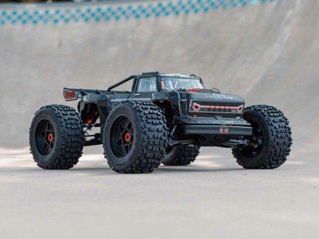 black 1/5 OUTCAST 8S 4X4 BLX EXB Stunt Truck RTR - Cars - view 20