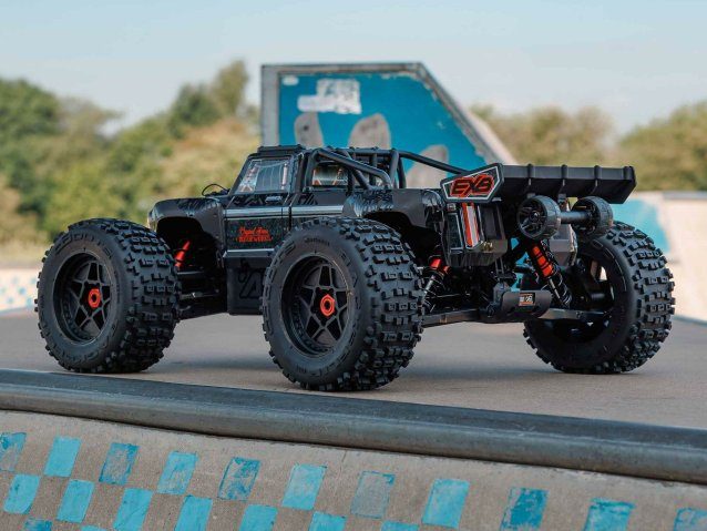 black 1/5 OUTCAST 8S 4X4 BLX EXB Stunt Truck RTR - Cars - view 21