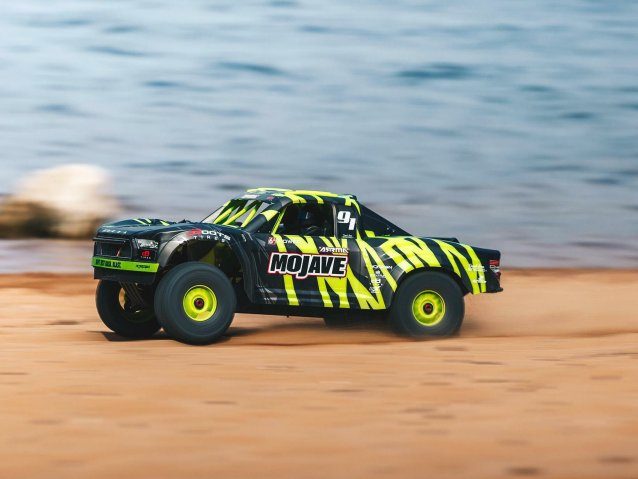 green and black 1/7 MOJAVE 6S 4X4 BLX Desert Truck RTR - Cars - view 8