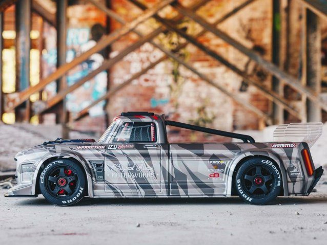 SILVER 1/7 INFRACTION 6S 4X4 BLX Resto-Mod Truck RTR - Cars - view 21