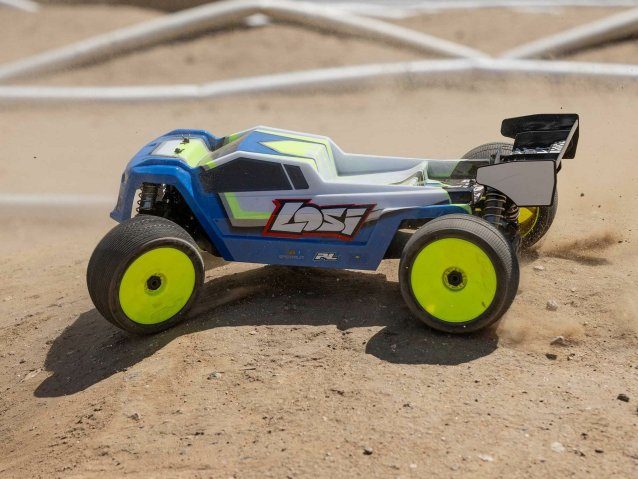 1/8 8IGHT-XTE 4WD Sensored Brushless Racing Truggy RTR - Cars - view 21
