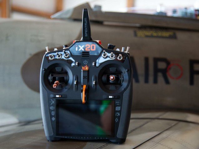 iX20 20-Channel Transmitter - Radios - view 13