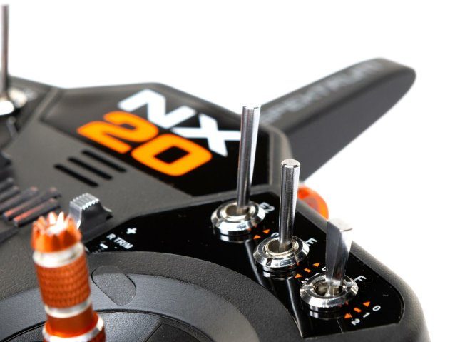 NX20 20 Channel Transmitter - EU - Radios - view 3