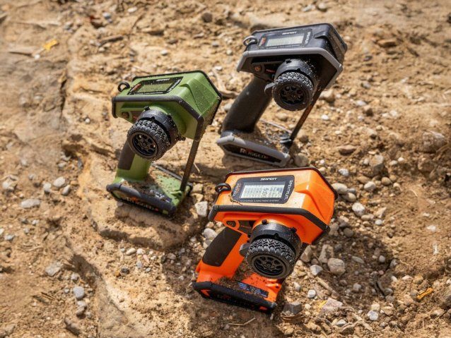 GREEN DX Rugged+ 12-Channel DSMR+ Transmitter - Radios - view 2