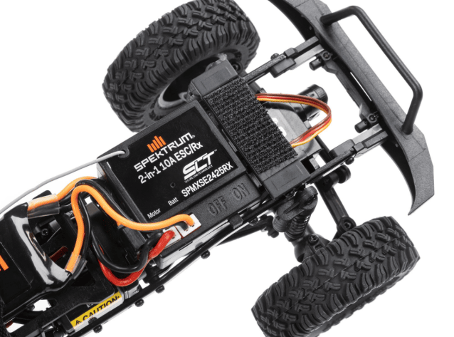 AXIAL 1/24 SCX24 Base Camp 4WD Rock Crawler RTR White - Cars - view 10