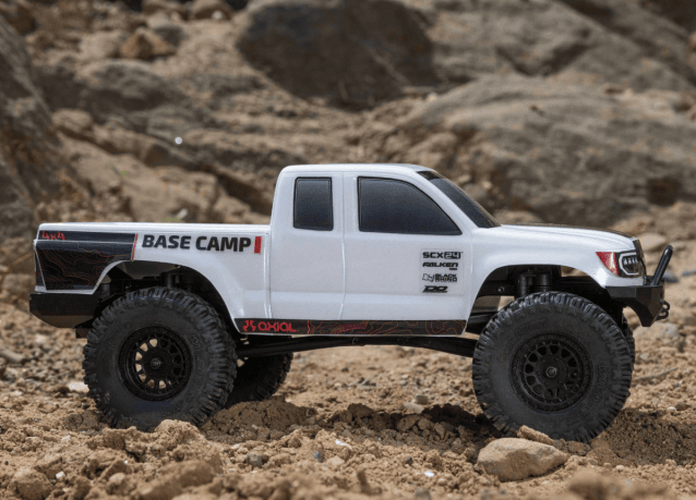 AXIAL 1/24 SCX24 Base Camp 4WD Rock Crawler RTR White - Cars - view 16