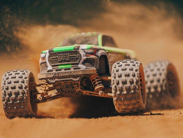 green 1/18 GRANITE GROM MEGA 4X4 MT with Battery & Charger - Cars - view 14