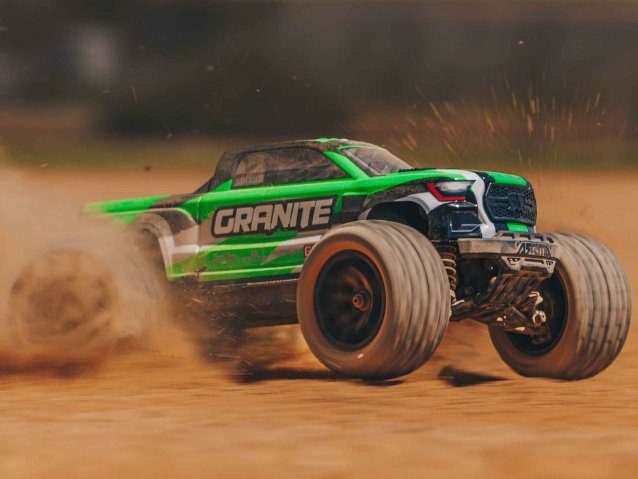 green 1/18 GRANITE GROM MEGA 4X4 MT with Battery & Charger - Cars - view 15