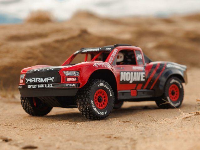 red 1/16 MOJAVE GROM MEGA 4X4 DT with Battery & Charger - Cars - view 17