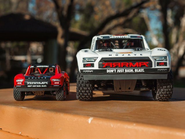 red 1/16 MOJAVE GROM MEGA 4X4 DT with Battery & Charger - Cars - view 23