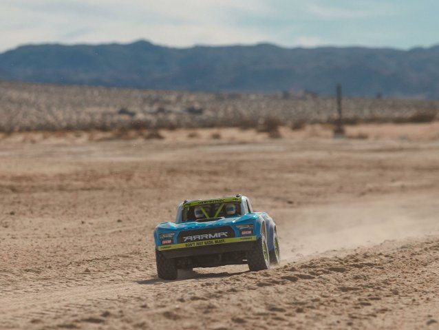 blue 1/16 MOJAVE GROM MEGA 4X4 DT with Battery & Charger - Cars - view 18