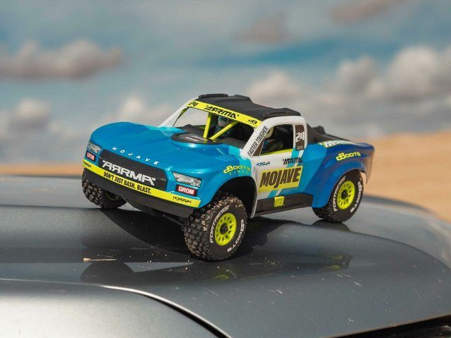 blue 1/16 MOJAVE GROM MEGA 4X4 DT with Battery & Charger - Cars - view 22