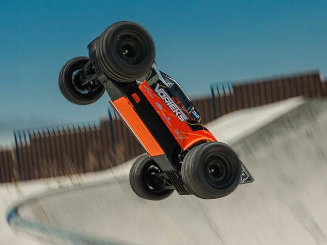 orange 1/10 VORTEKS MEGA 550 4X2 ST with battery and charger - Cars - view 21