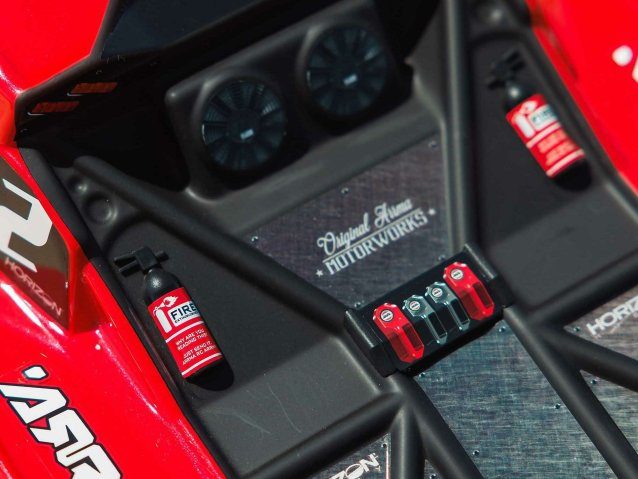 RED 1/10 FURY MEGA 550 4X2 SCT WITH BATTERY AND CHARGER - Cars - view 9