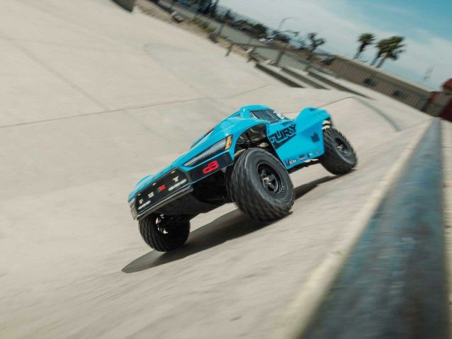 BLUE 1/10 FURY MEGA 550 4X2 SCT WITH BATTERY AND CHARGER - Cars - view 18