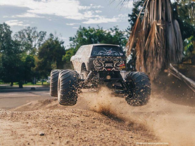 CLEAR 1/10 GORGON 2WD RTA Kit Brushed Monster Truck WITH BATTERY AND CHARGER - Cars - view 16