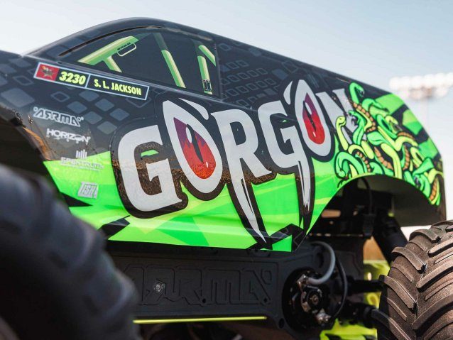 YELLOW 1/10 GORGON MEGA 550 2WD MT WITH BATTERY AND CHARGER - Cars - view 15