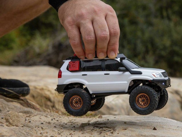white 1/24 SCX24 Lexus GX 470 4WD Rock Crawler RTR - Cars - view 24