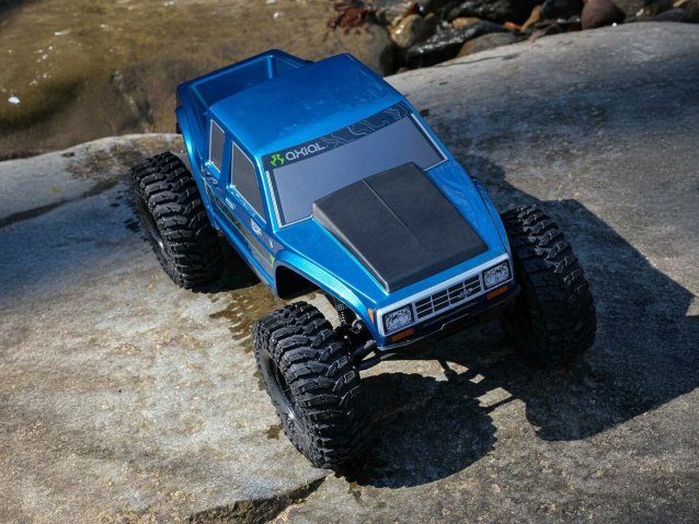 blue 1/10 SCX10 III Base Camp 4X4 Rock Crawler RTR - Cars - view 21