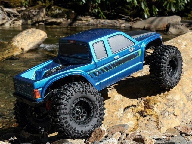 blue 1/10 SCX10 III Base Camp 4X4 Rock Crawler RTR - Cars - view 23