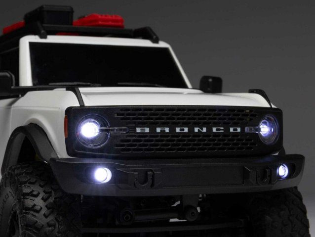 white 1/24 SCX24 Ford Bronco 4X4 RTR with battery and charger - Cars - view 12