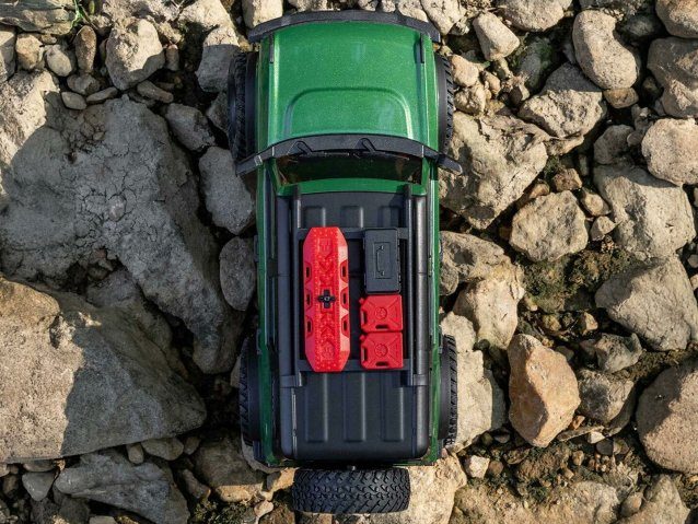 green 1/24 SCX24 Ford Bronco 4X4 RTR with battery and charger - Cars - view 20