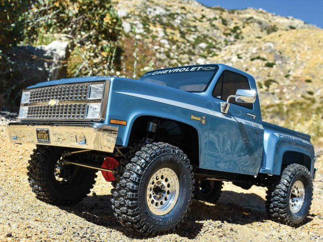 blue 1/10 SCX10 III Base Camp 1982 Chevy K10 4WD RTR - Cars - view 13
