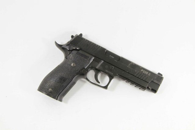 Boneyard - sig sauer p226 - Airsoft Boneyard items - view 2
