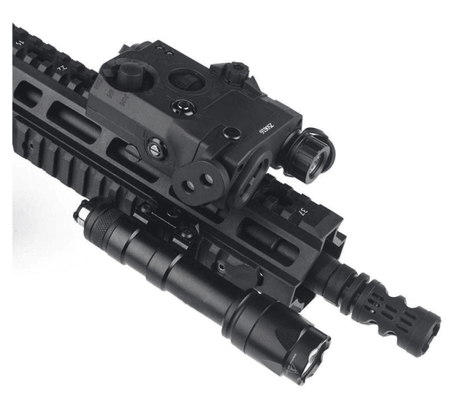 Rebel LA-5C UHP PEQ-15 (Red Laser) IR LED - Black - Airsoft Torches & Laser Units - view 6